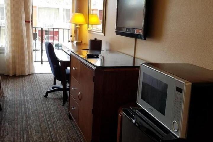 Sun Inn And Suites Kissimmee Buitenkant foto