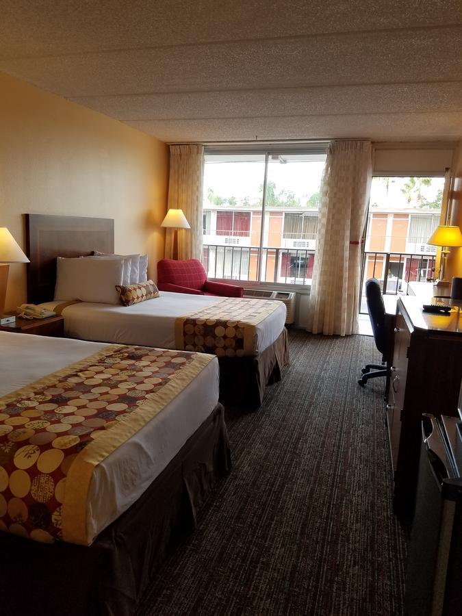 Sun Inn And Suites Kissimmee Buitenkant foto
