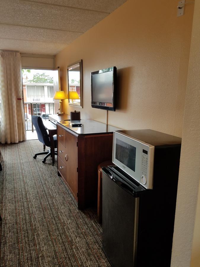 Sun Inn And Suites Kissimmee Buitenkant foto