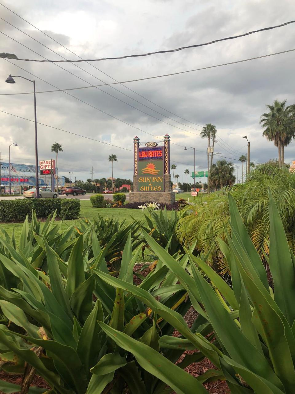 Sun Inn And Suites Kissimmee Buitenkant foto